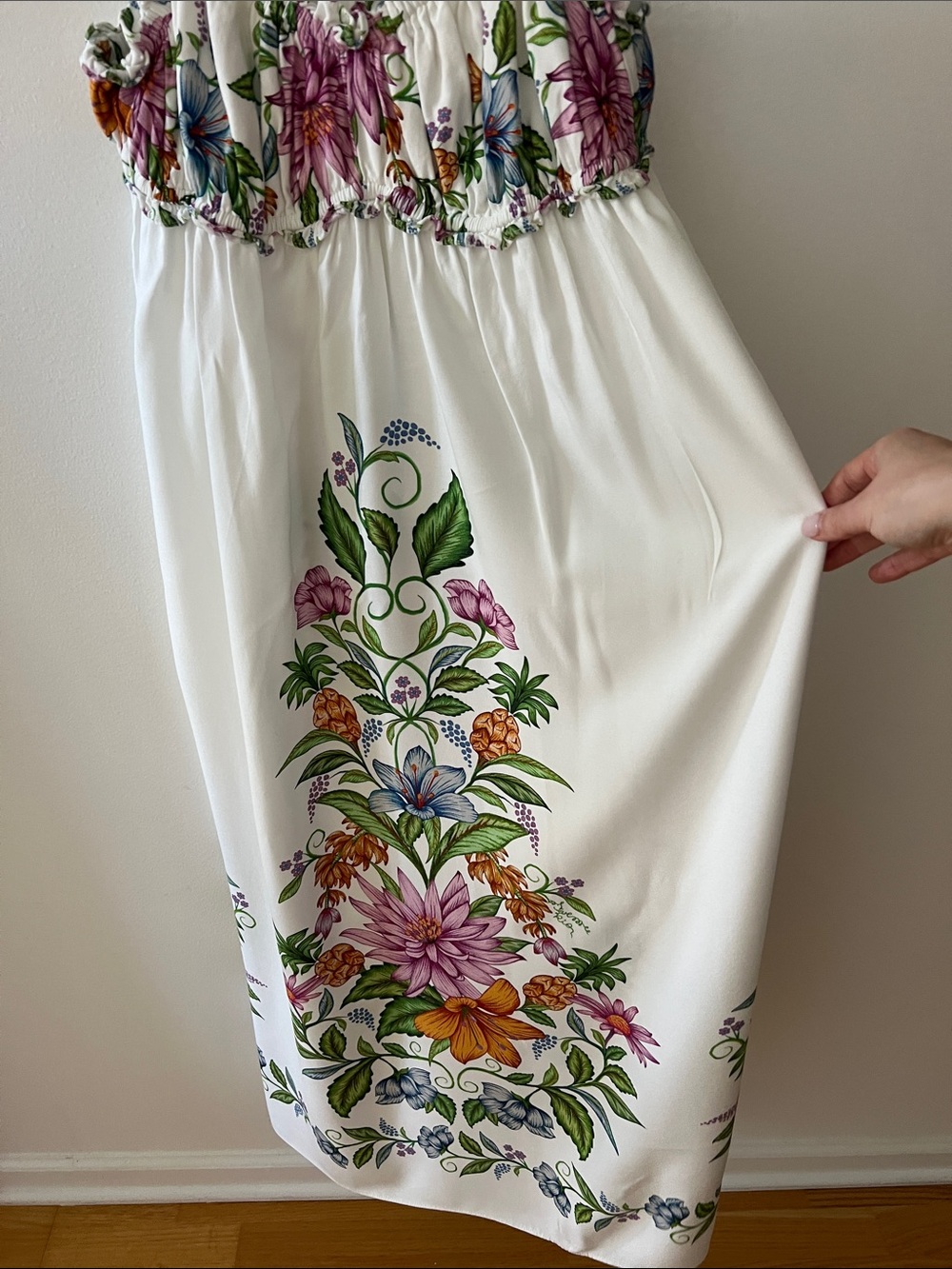 FARM Rio White Maxi Dress with Multicolor Floral Print - Picture 5 of 7